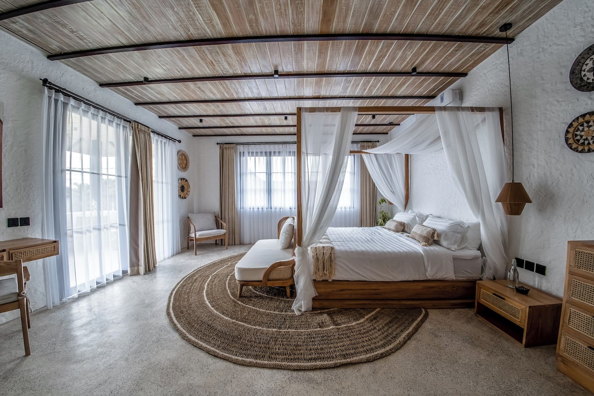 Vila, 2 kamar tidur, kolam renang pribadi | 2 kamar tidur, minibar, brankas, dan meja kerja