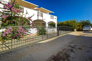 Apartment | 2 bedrooms - Apartments Marijan - With Terrace (Pakostane)