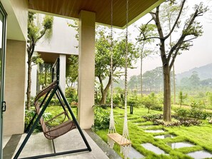Premium Villa, 3 Bedrooms | Garden view