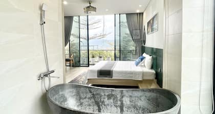 Venus Villa Flamingo Dai Lai by MAPSTAR