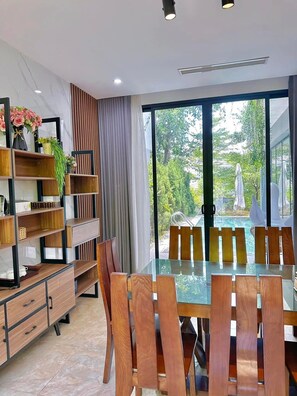 غرفة لتناول الطعام