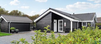 Cozy home in Hemmet with sauna
