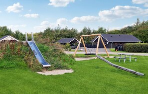 Children’s area - Cozy home in Hemmet with sauna (Hemmet)