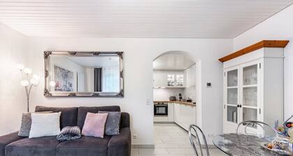 Ferienwohnung "Pension Waldblick" mit Privatterrasse, Gemeinschaftsgarten und WLAN