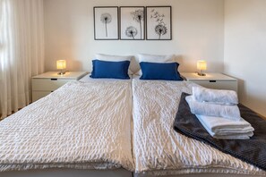 1 bedroom, free WiFi, bed sheets - Apartment 'Fewo Stempel' with Private Terrace, Private Garden and Wi-Fi (Küssaberg)