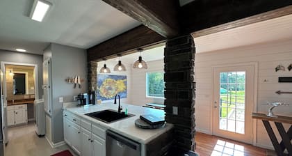 Lazy Bear Cabin on the Caddo River, Walk into the River