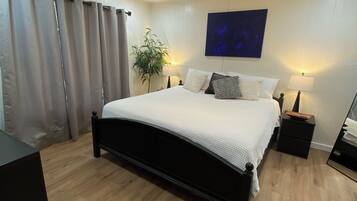 3 chambres, bureau, Wi-Fi gratuit, draps fournis