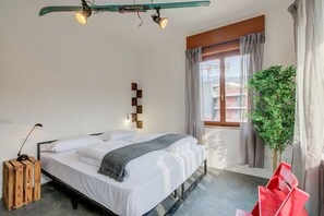 3 chambres, Wi-Fi gratuit, draps fournis