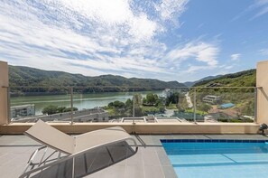 Deluxe Villa | Terrace/patio - Caserio Resort (Gapyeong)