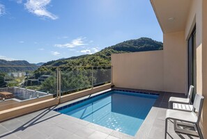 Deluxe Villa | Terrace/patio - Caserio Resort (Gapyeong)