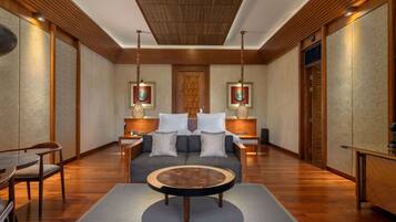 Sunset View Villa King (with Private Pool) | 1 bedroom, minibar, in-room safe, desk