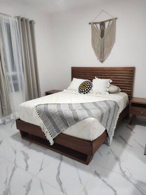 2 soveværelser, strygejern/strygebræt, internetforbindelse, sengetøj