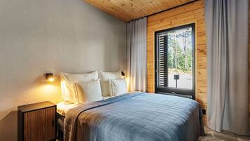 3 slaapkamers, een bureau, reisbedje, wifi