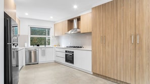Microwave, stovetop, dishwasher
