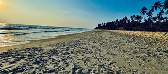 Thodiyil Private beach chalet 10 meter away from beach