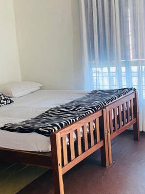 2 makuuhuonetta, Wi-Fi, vuodevaatteet