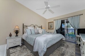 2 habitaciones, escritorio, tabla de planchar con plancha y wifi gratis 