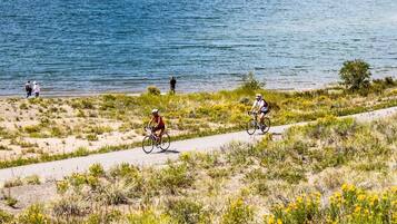 Condo, 1 Bedroom | Property grounds