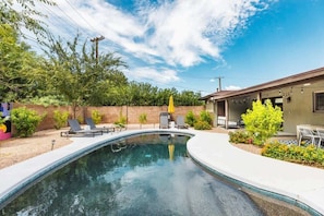 Pool - Right near Old Town! 4BR with Heated Pool (Scottsdale)
