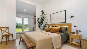 3 makuuhuonetta, työpöytä, silitysrauta/-lauta, ilmainen Wi-Fi