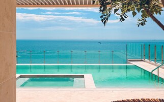 Outdoor pool, open 9:00 AM to 9:00 PM, pool umbrellas, sun loungers