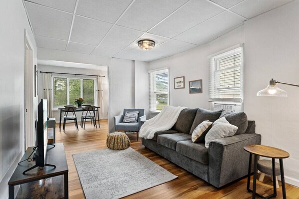 TV - Pattison`s Peaceful Retreat (Superior)