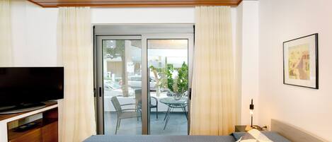 1 chambre, fer et planche à repasser, Wi-Fi gratuit, draps fournis