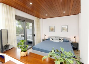 1 soverom, strykejern/-brett, wi-fi (inkludert) og sengetøy