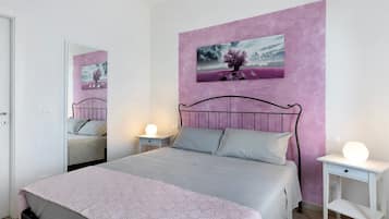 2 habitaciones, tabla de planchar con plancha y wifi gratis