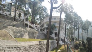 Garden - Himalayan Splendour Resort (Dhanaulti)