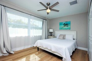 3 bedrooms, iron/ironing board, free WiFi, bed sheets