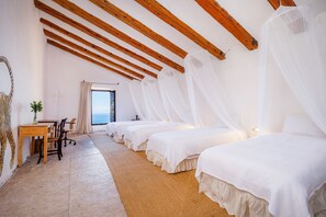 8 chambres, fer et planche Ă repasser, Wi-Fi gratuit, draps fournis