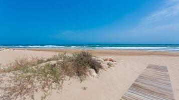 Vlak bij het strand