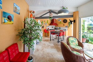 Dining - Large Family Villa with Private Heated Pool in Landes (Clermont)