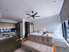 City Apartment | 1 bedroom, blackout curtains, iron/ironing board, free WiFi - Scarletz Suite Family Stay (Kuala Lumpur)