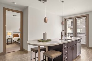 Dining - TWO Modern Waterfront Cozysuites sidebyside (Tempe)