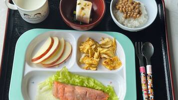 อาหารเช้าแบบบุฟเฟต์