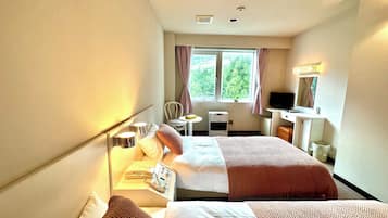 Basic Double or Twin Room | Desk, free WiFi