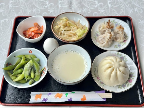 朝食ビュッフェ