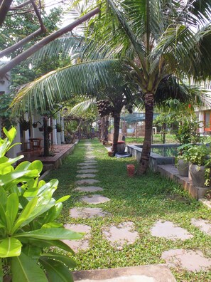 Property grounds - Home Farm Villa  (Hội An)