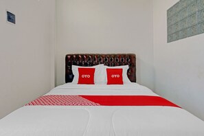Habitación doble Deluxe | Escritorio, espacio para trabajar con laptop y wifi gratis 