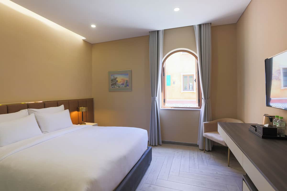 Habitació doble estàndard | 1 dormitori, caixa forta a l'habitació i cortines opaques