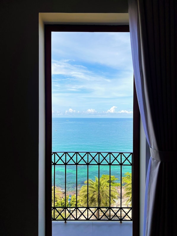 Beach/ocean view