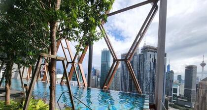 High Floor KL View Scarletz Suite