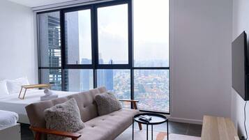 1 bedroom, iron/ironing board, free WiFi