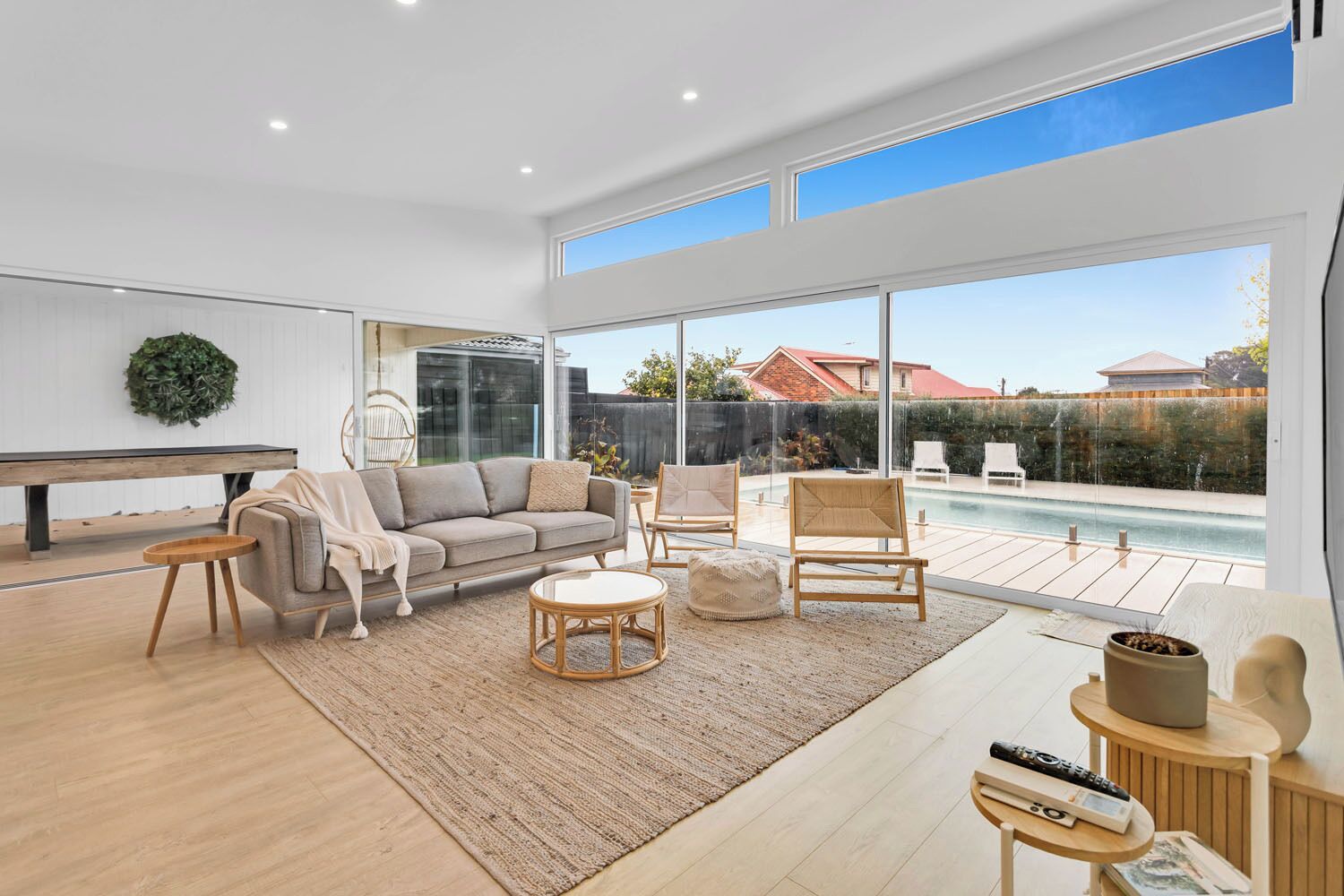 Smart TV, fireplace, table tennis, books