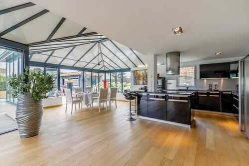 Villa de Standing 3 Chambres Piscine Chauffée sur Golf