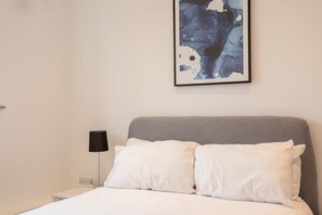 1 chambre, fer et planche Ă repasser, Wi-Fi, draps fournis