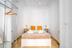 3 chambres, bureau, fer et planche à repasser, Wi-Fi