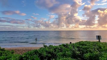 Na praia